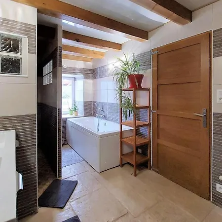 別荘 Cozy In With Outdoor Swimming Pool